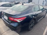 Used 2020 Toyota Camry SE image 4