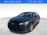 Used 2016 Toyota Camry SE image 3