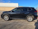 Used 2018 Nissan Rogue SV w/ Sun & Sound Touring Package image 2