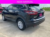 Used 2020 Nissan Rogue Sport S image 4