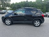Used 2018 Chevrolet Trax LT w/ LT Convenience Package image 4