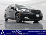 New 2025 Chrysler Pacifica Select image 2
