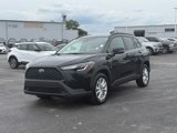 Used 2022 Toyota Corolla Cross LE image 2