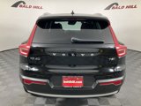 Used 2020 Volvo XC40 T5 Momentum w/ Premium Package image 5