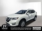 Used 2017 Nissan Rogue SV image 4