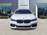 Used 2019 BMW 750i image 2