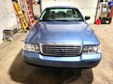 Used 2008 Ford Crown Victoria image 2
