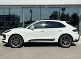 Certified 2024 Porsche Macan image 2