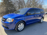Used 2019 Dodge Grand Caravan SE w/ UConnect Hands-Free Group image 2