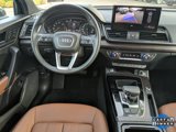 Used 2022 Audi Q5 2.0T Premium image 2