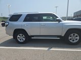 Used 2015 Toyota 4Runner SR5 image 3