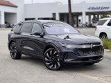 Used 2024 Lincoln Nautilus Reserve w/ Equipment Group 202A image 2