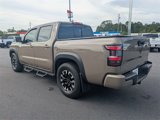 Used 2022 Nissan Frontier Pro-X image 5