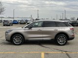 Used 2021 Lincoln Corsair AWD image 2