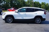 Used 2023 GMC Terrain SLT image 3