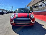 Used 2015 MINI Cooper 2-Door Hardtop image 2