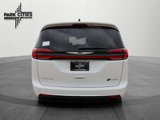 New 2025 Chrysler Pacifica Pinnacle image 4