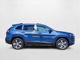Used 2019 Jeep Cherokee Limited image 4