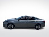 Used 2024 Nissan Altima 2.5 SV image 2