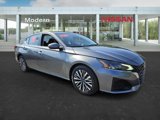 Used 2023 Nissan Altima 2.5 SV image 3