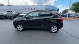 Certified 2022 Chevrolet Trax LT w/ LT Convenience Package image 5