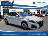 Used 2023 Nissan Altima 2.5 SV image 1