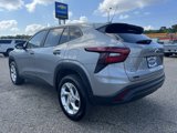 Used 2024 Chevrolet Trax LS w/ LS Convenience Package image 5