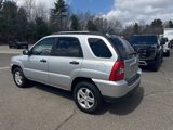 Used 2009 Kia Sportage LX image 2