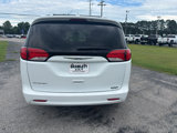Used 2020 Chrysler Voyager Lxi image 3