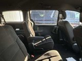 Used 2018 Dodge Grand Caravan SE image 3