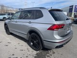 Used 2022 Volkswagen Tiguan SE R-Line image 2