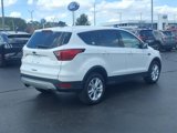 Used 2019 Ford Escape SE image 4
