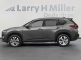 Used 2023 Nissan Rogue SV image 3