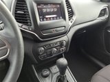 Used 2019 Jeep Cherokee Latitude w/ Popular Appearance Group image 6
