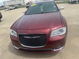 Used 2018 Chrysler 300 Limited w/ Safetytec Plus Group image 3