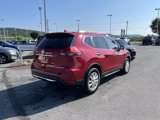Used 2017 Nissan Rogue SV image 3