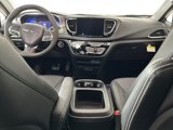 New 2025 Chrysler Pacifica Select image 6