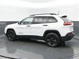 Used 2017 Jeep Cherokee Altitude image 3