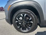 Used 2021 Chevrolet TrailBlazer LT image 3