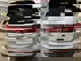 New 2025 Volkswagen Atlas SE image 4