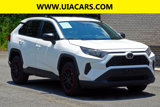 Used 2021 Toyota RAV4 LE image 5