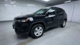 Used 2022 Jeep Compass Latitude image 4
