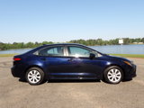 Used 2023 Toyota Corolla LE image 2