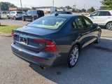 Used 2021 Volvo S60 T6 Momentum w/ Premium Package image 5