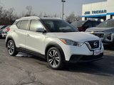 Used 2020 Nissan Kicks SV image 2