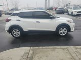 Used 2022 Nissan Kicks S image 5