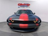Used 2021 Dodge Challenger SXT image 2