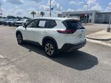 Used 2023 Nissan Rogue SV image 4