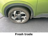 Used 2022 Hyundai Venue SEL image 2