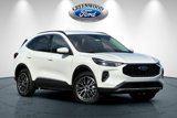 New 2025 Ford Escape SE image 2